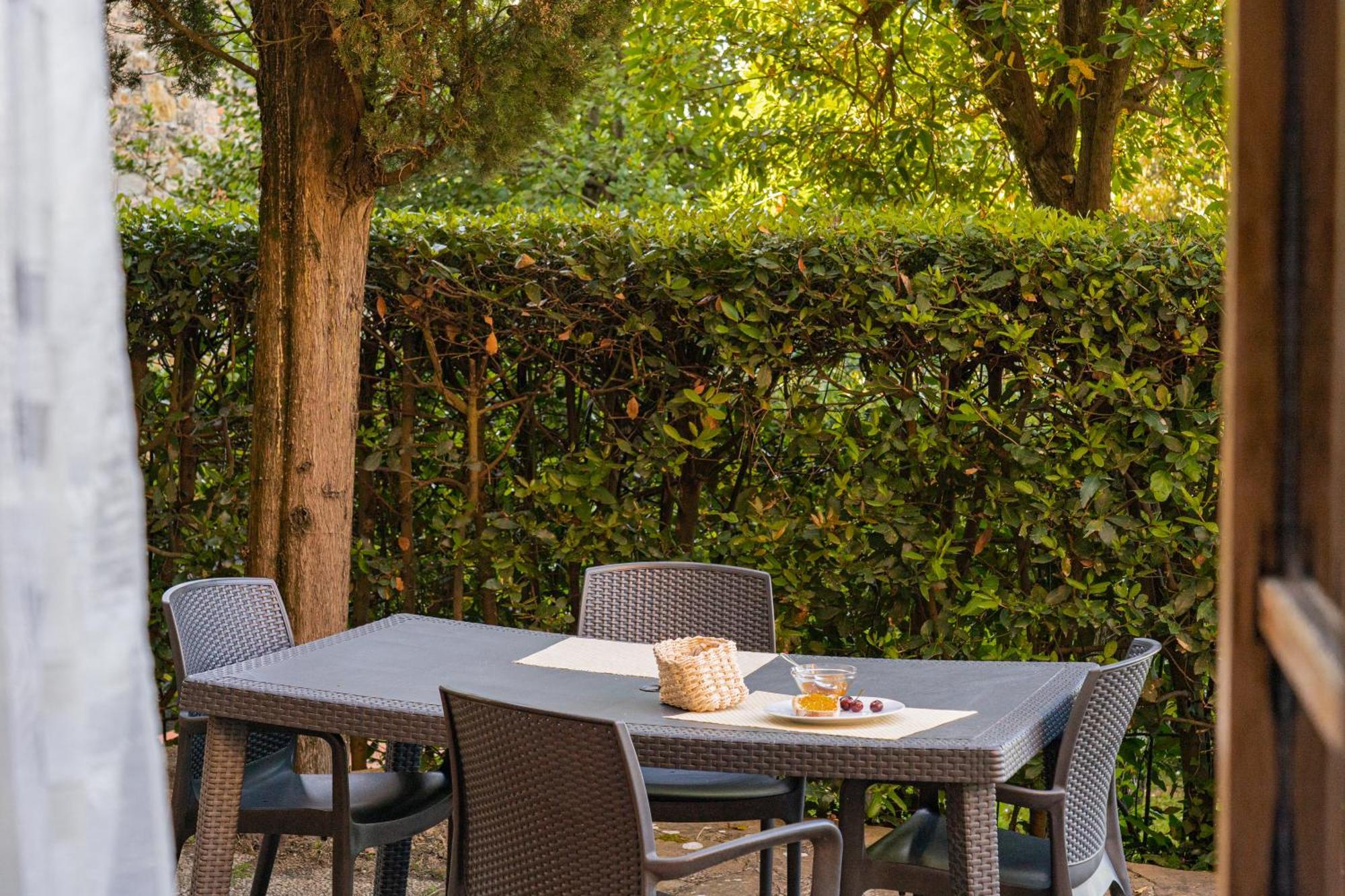 Апартаменты Borgo La Casaccia Монтайоне Экстерьер фото
