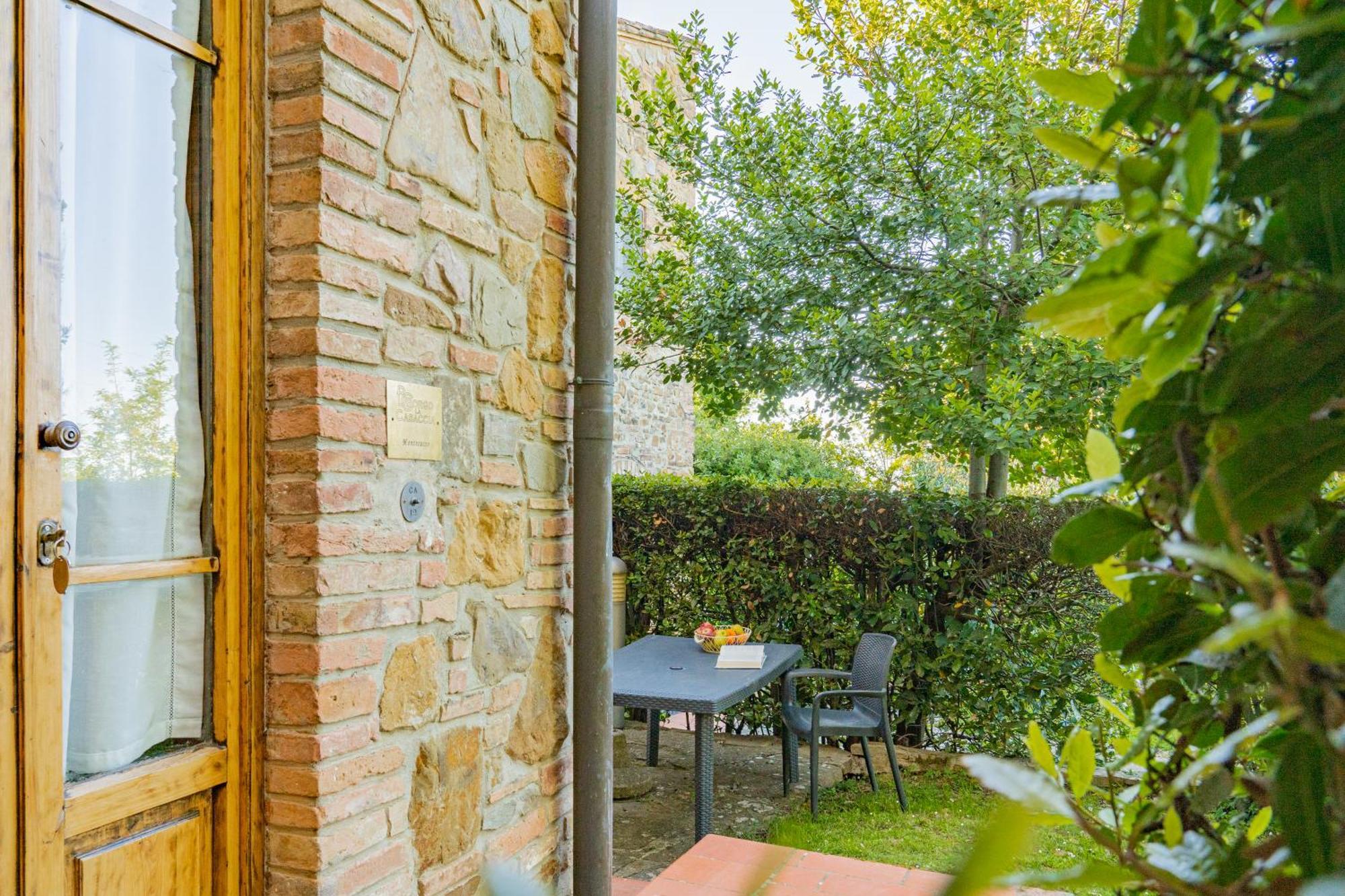 Апартаменты Borgo La Casaccia Монтайоне Экстерьер фото