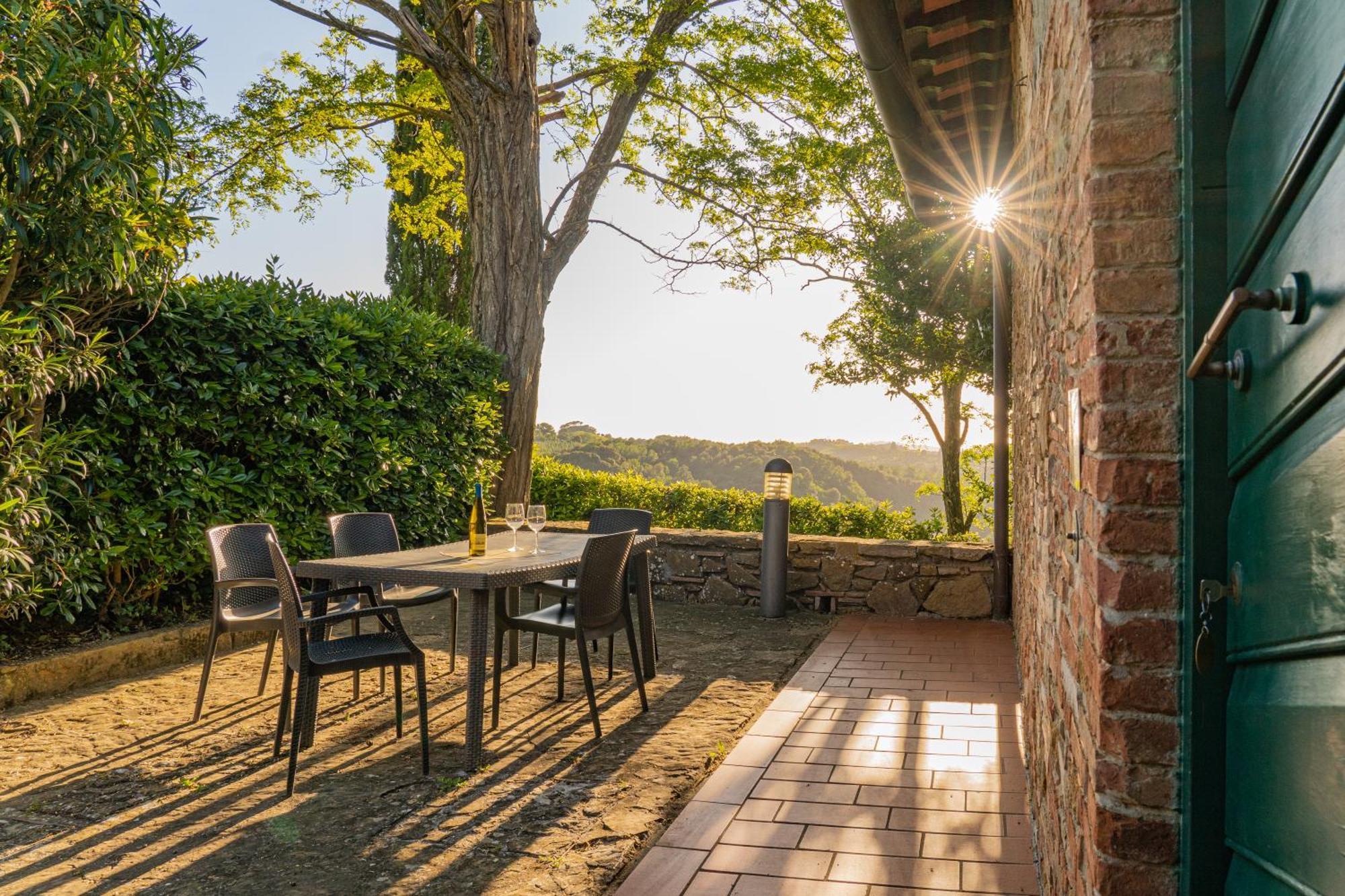 Апартаменты Borgo La Casaccia Монтайоне Экстерьер фото