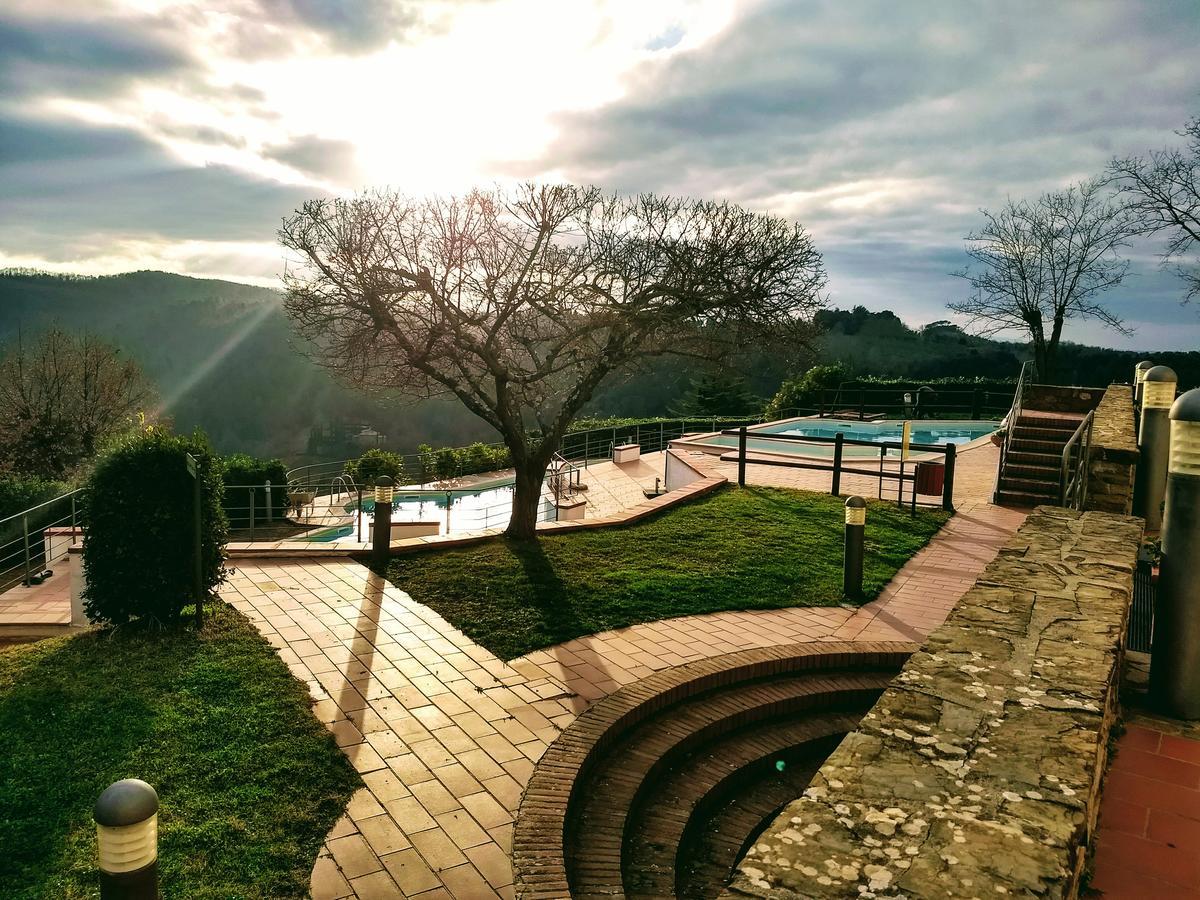 Апартаменты Borgo La Casaccia Монтайоне Экстерьер фото